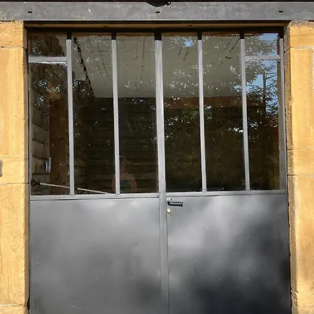 Hébergement de vacances Domaine Du Berret 8 Pers Bully (Rhone)